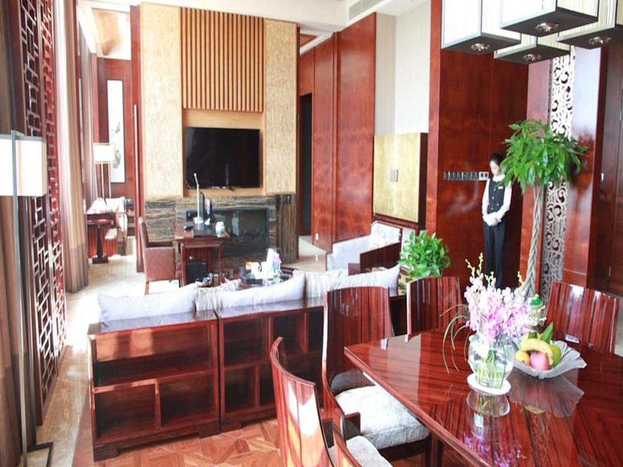 Chengdu Joyhub Air Hotel Экстерьер фото