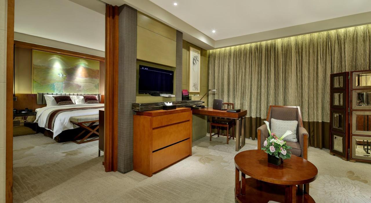 Chengdu Joyhub Air Hotel Экстерьер фото